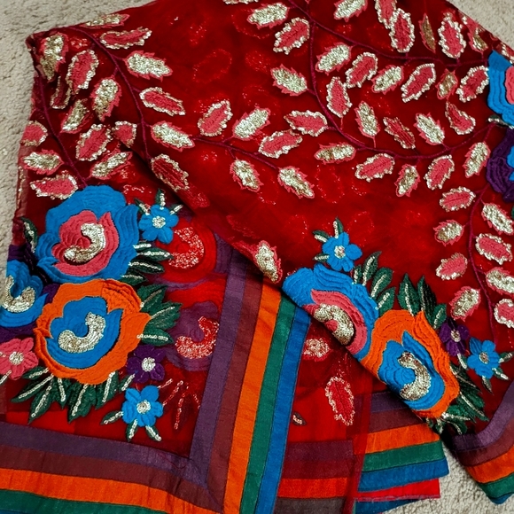 Saree - Picture 1 of 4